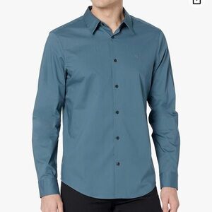 Express Performance Collared Button Down Teal Blue Long Sleeve size medium.